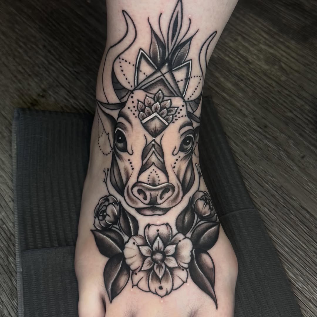 Tattoo by @skakk.tattow_ — black_and_grey