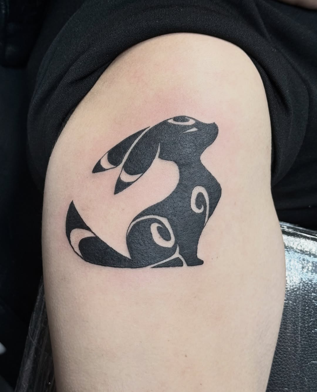 Tattoo by @hardcore.crybaby โ blackwork