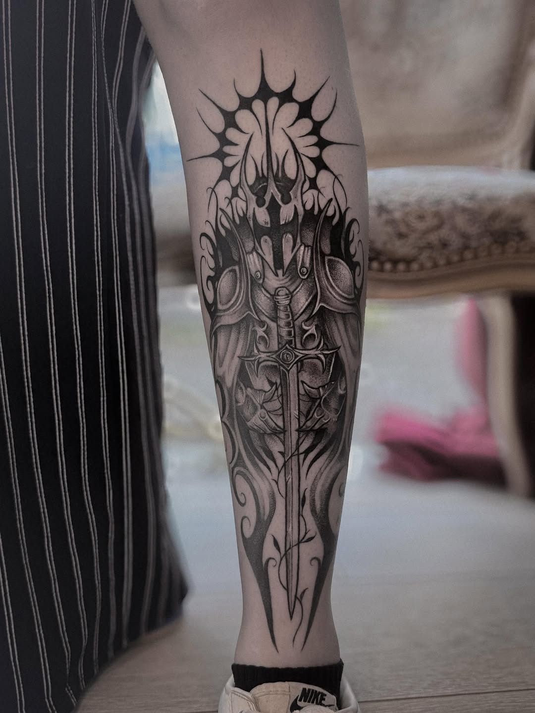 Tattoo by @lahyenettt — black_and_grey