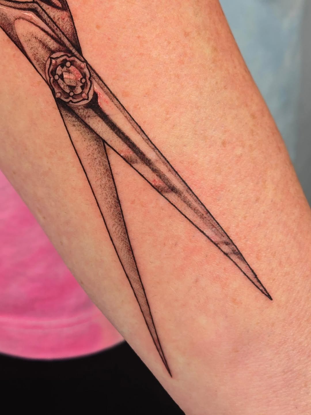 Tattoo by @twiztidscribblertattoo β black_and_grey