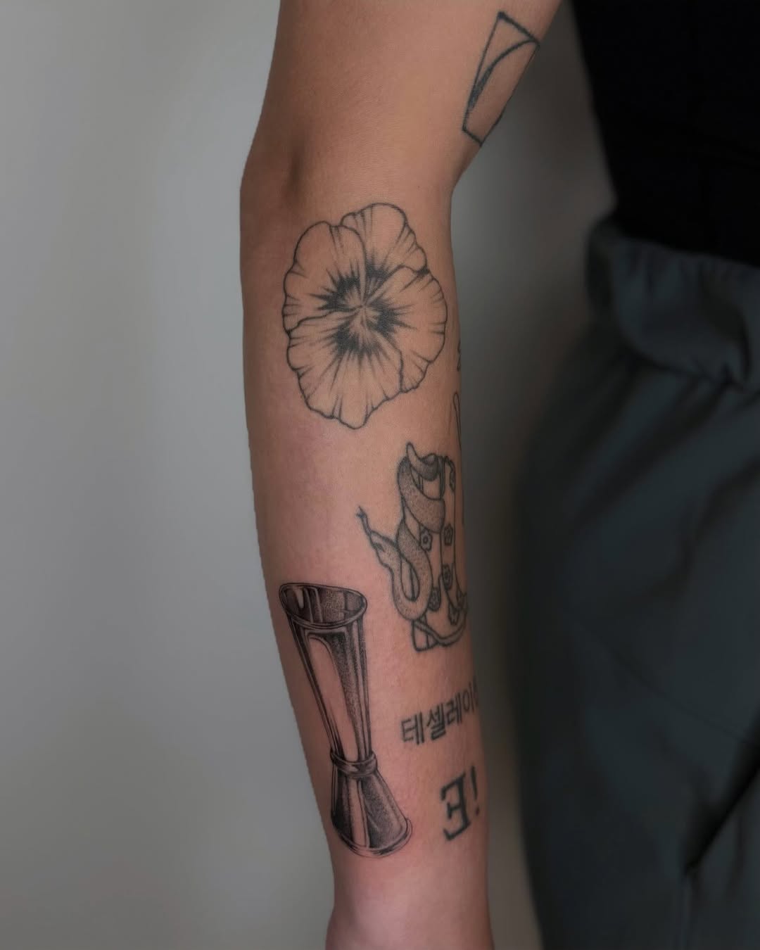 Tattoo by @carsytat — black_and_grey, realism