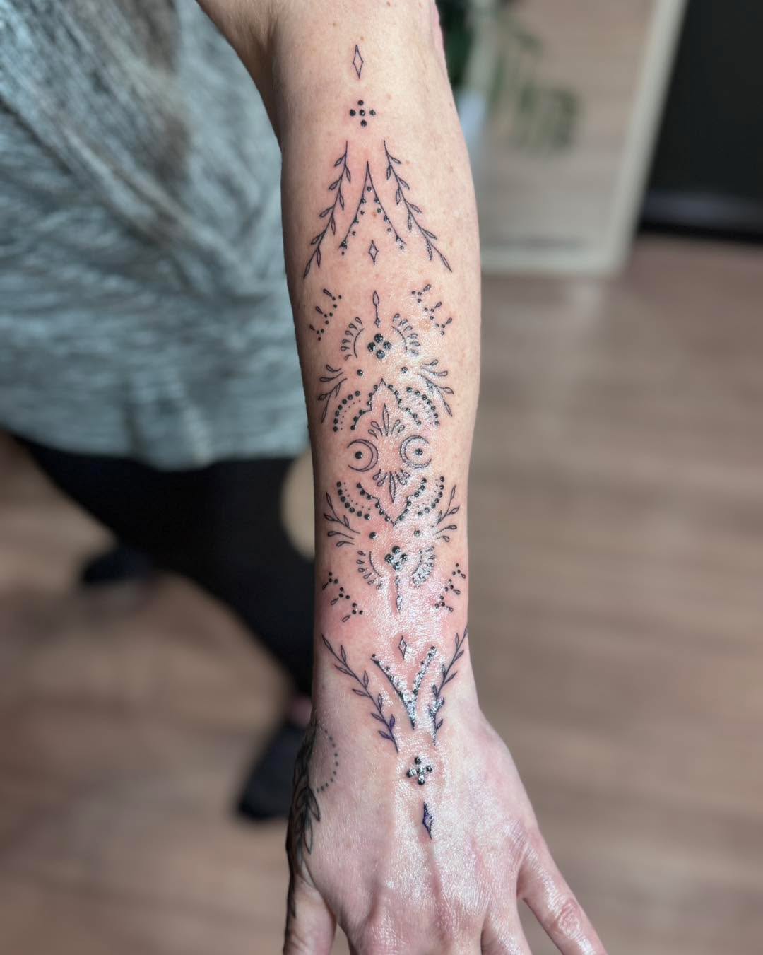 Tattoo by @gchlo123 — fine_line, dotwork