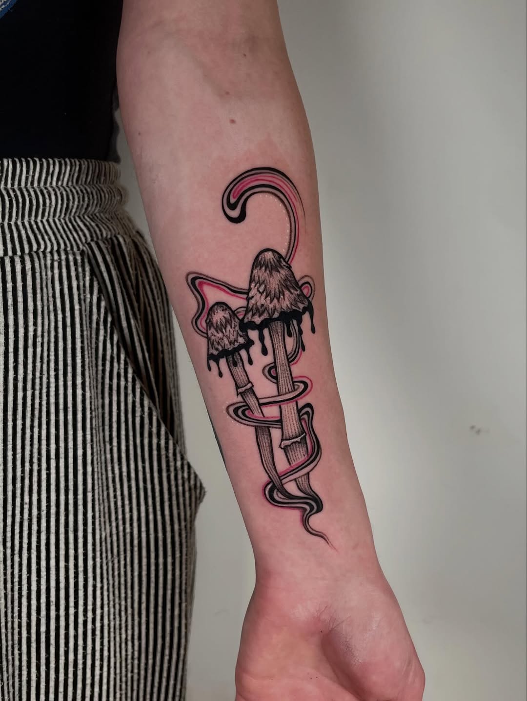 Tattoo by @elisatatts β black_and_grey