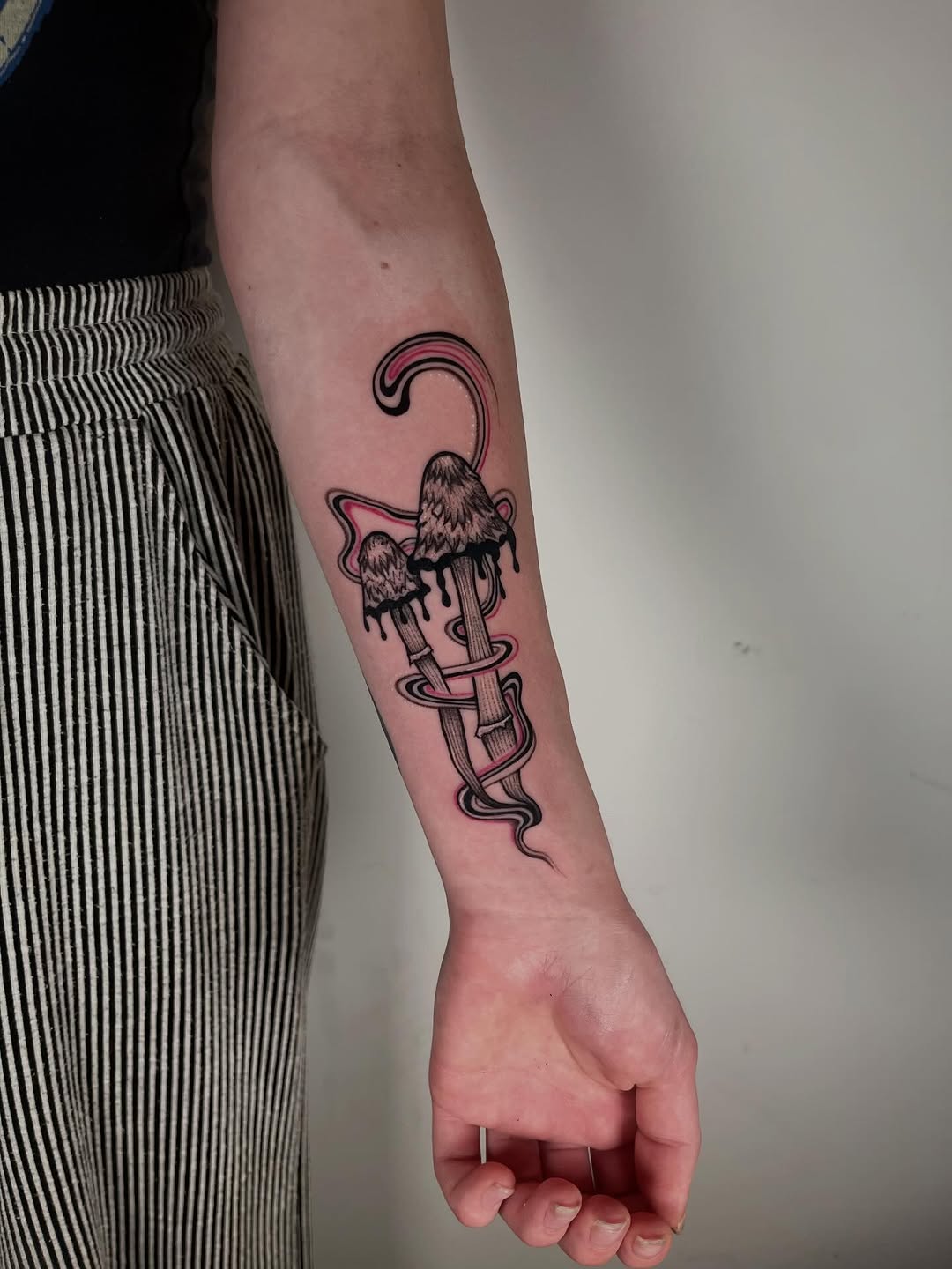 Tattoo by @elisatatts β black_and_grey