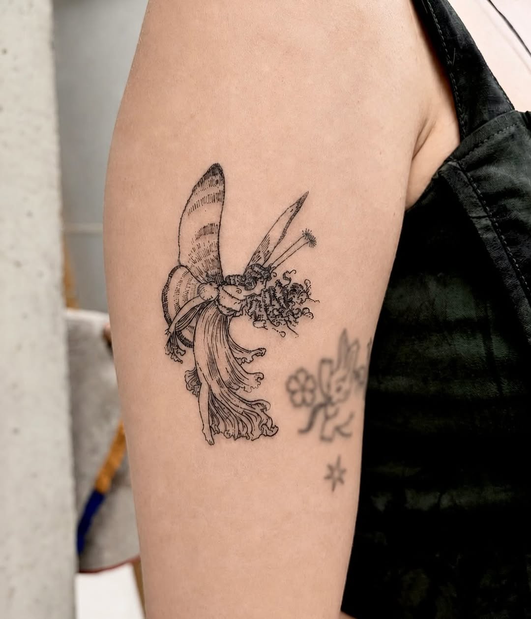 Tattoo by @tattooo_moisu — fine_line