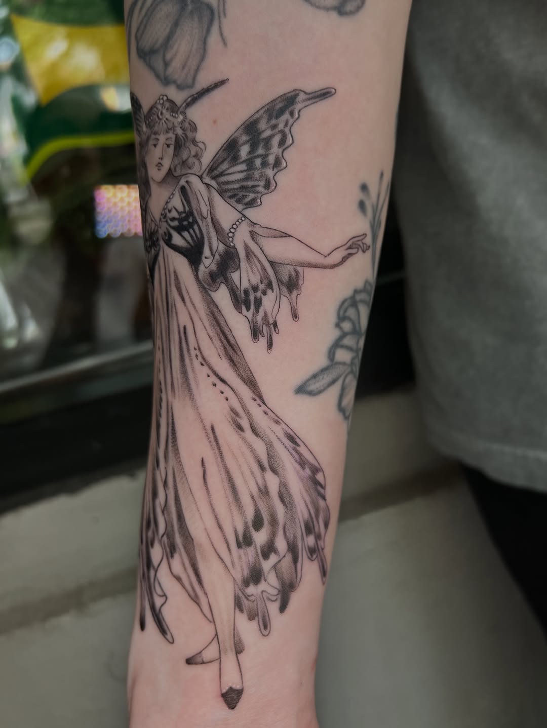 Tattoo by @southpaw.stipple โ black_and_grey, realism