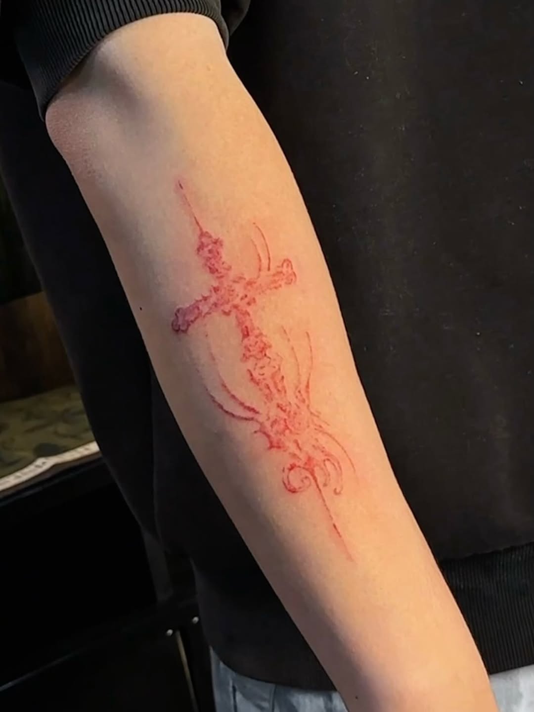 Tattoo by @90tattoo_ — fine_line, ornamental