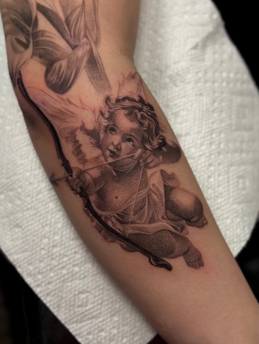 Tattoo by @v.valdivia — black_and_grey, dotwork
