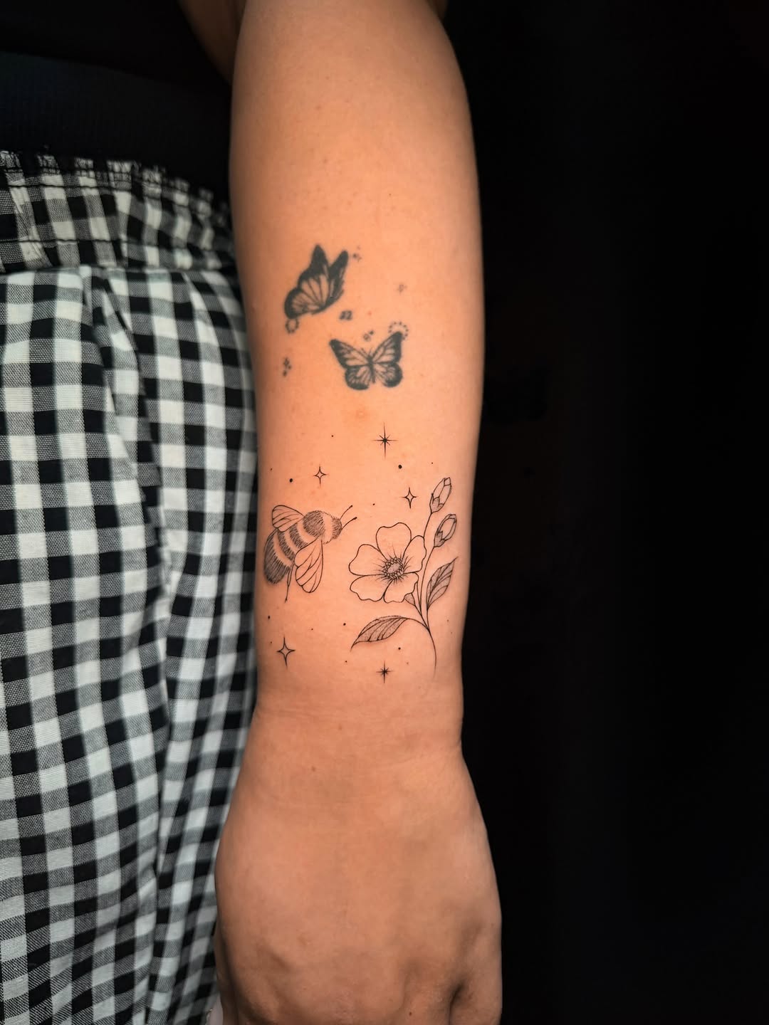Tattoo by @inkedbyfrida โ fine_line, illustrative