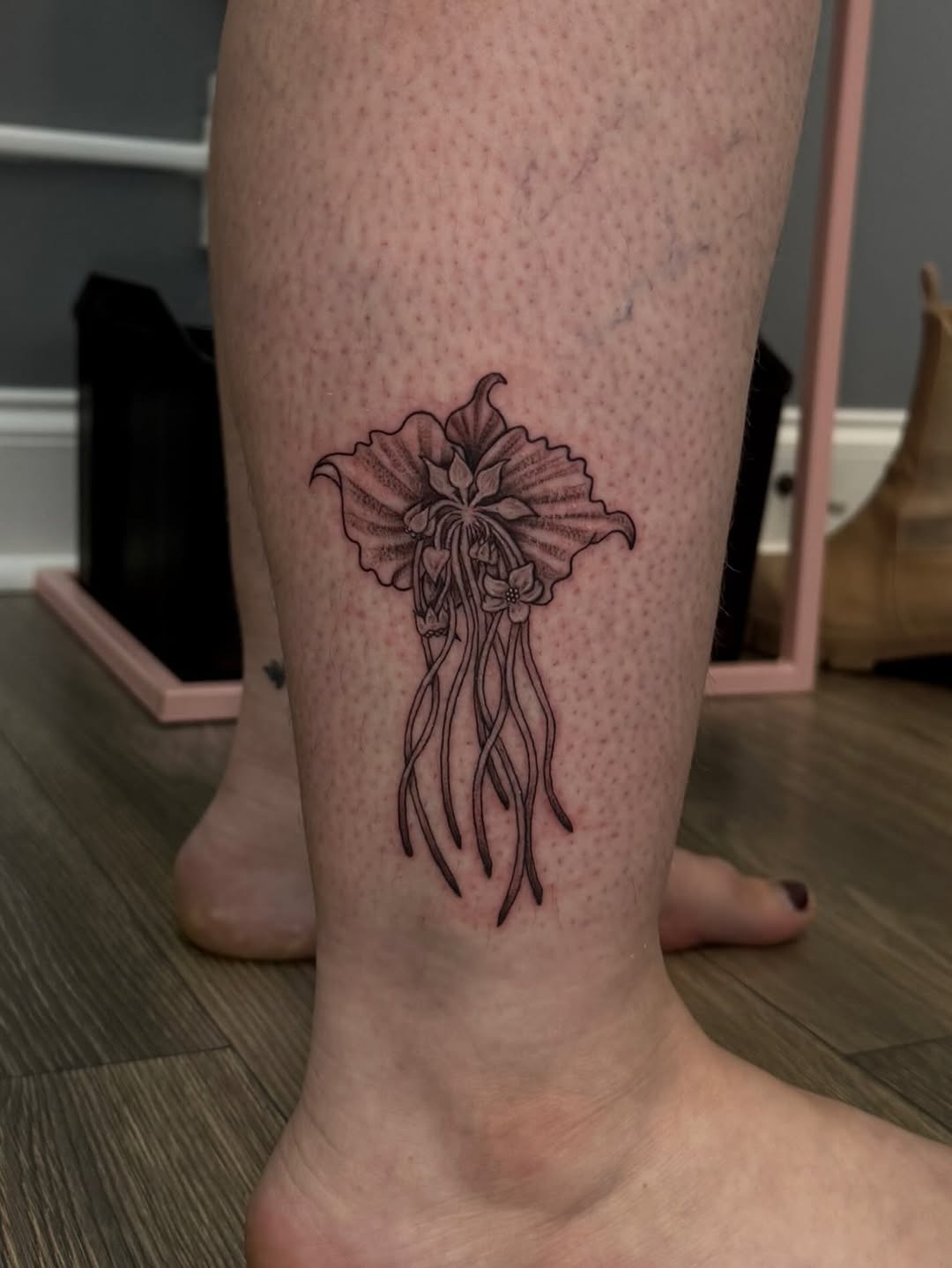 Tattoo by @figsandfossils — fine_line