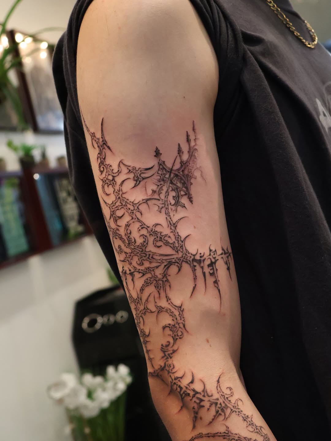 Tattoo by @zarmina_tattoo — blackwork