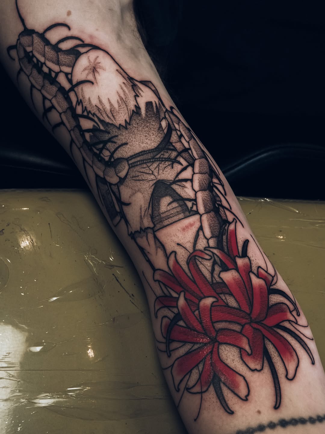 Tattoo by @deadcrown_ — black_and_grey, japanese_irezumi