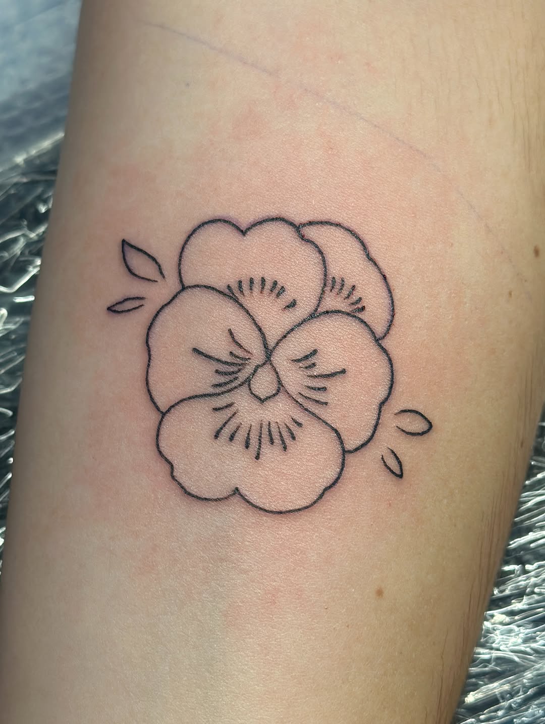 Tattoo by @gabymariatattoo — fine_line