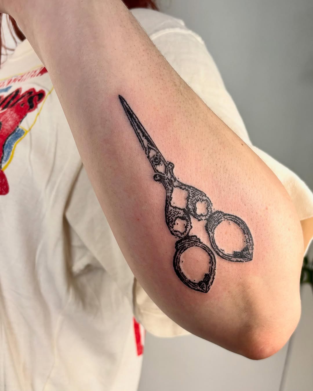 Tattoo by @dolltatt — blackwork