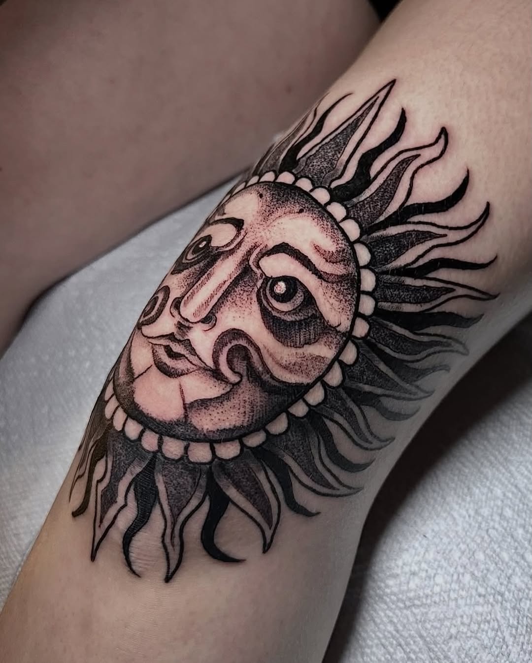 Tattoo by @pablomoreiratattoo — black_and_grey, dotwork