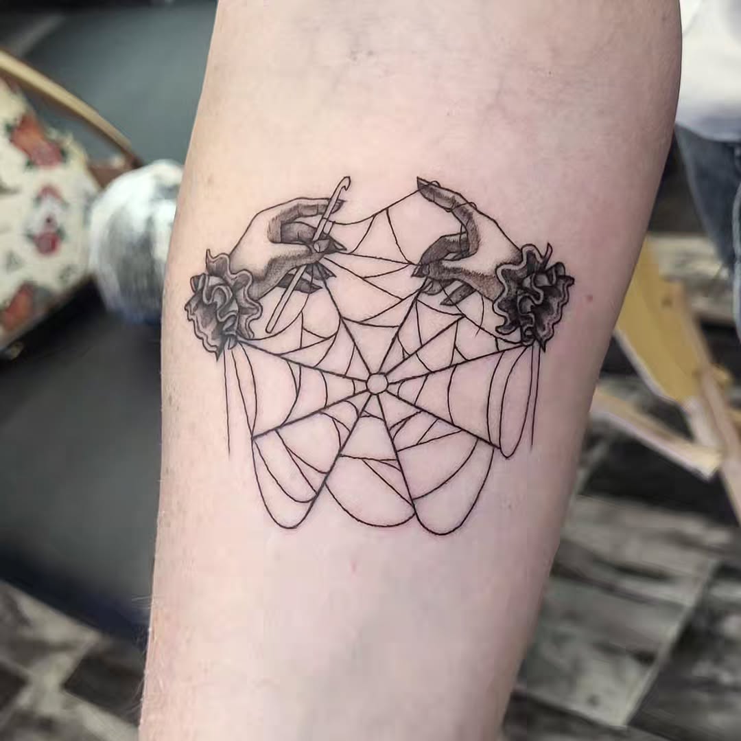 Tattoo by @tea_tattoos_ — illustrative, black_and_grey