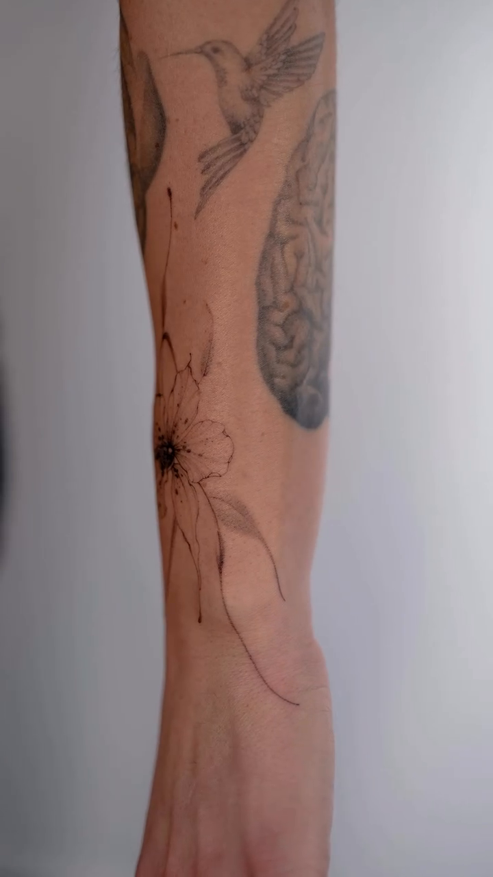 Tattoo by @nadiatattooer — fine_line, black_and_grey