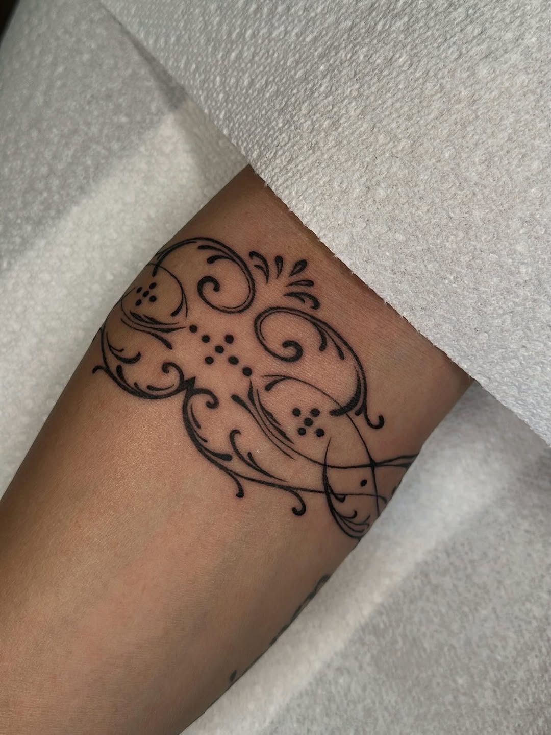 Tattoo by @ash.elrey — ornamental, fine_line