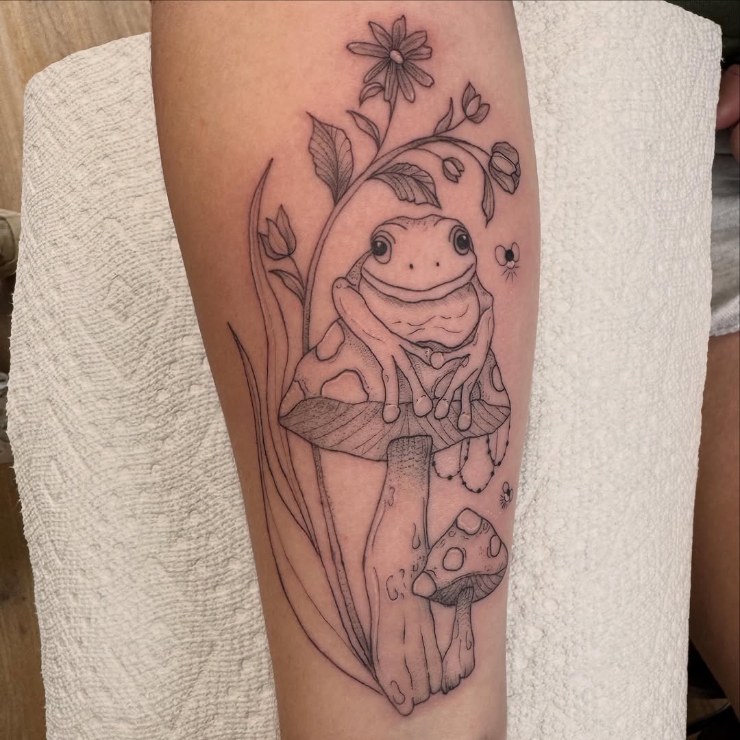 Tattoo by @savageshenise — illustrative, fine_line