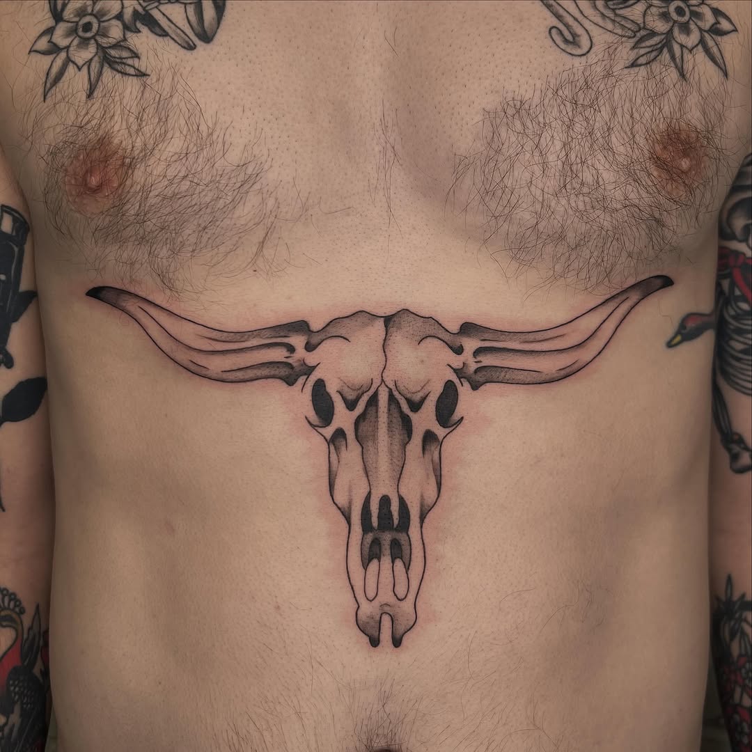 Tattoo by @robbwilsontattoos โ black_and_grey, realism