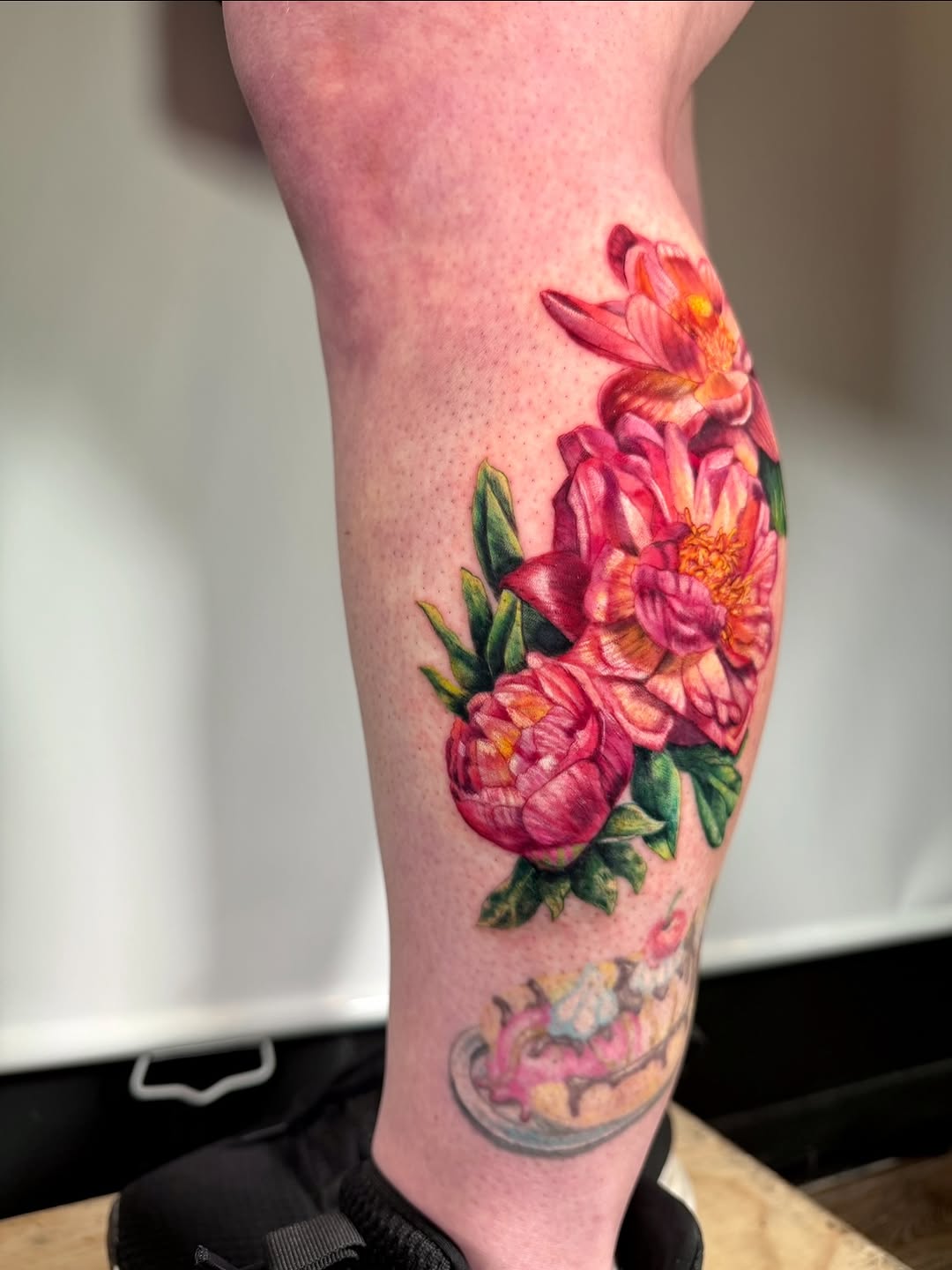 Tattoo by @badinfluencetats — realism
