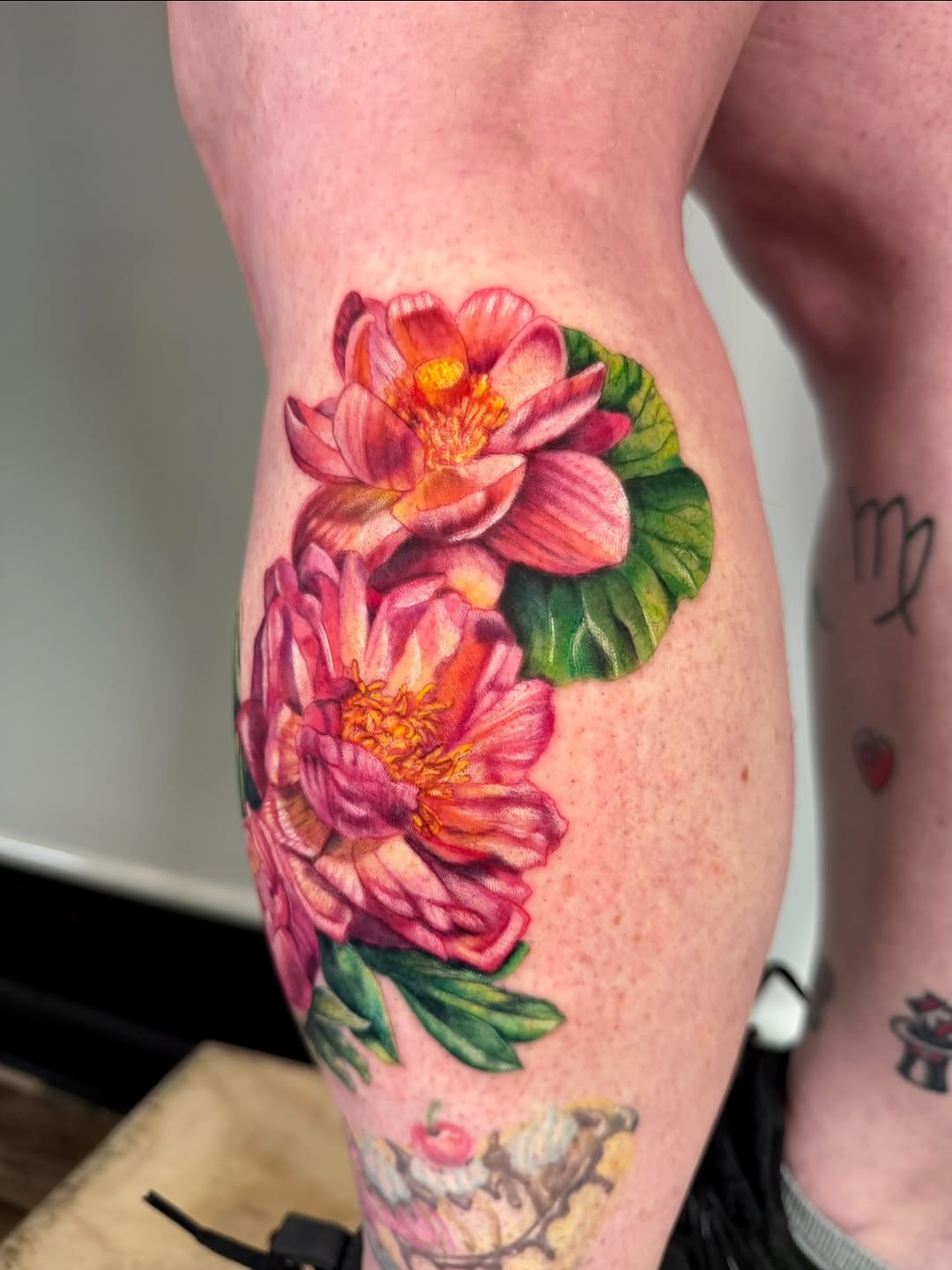 Tattoo by @badinfluencetats — realism