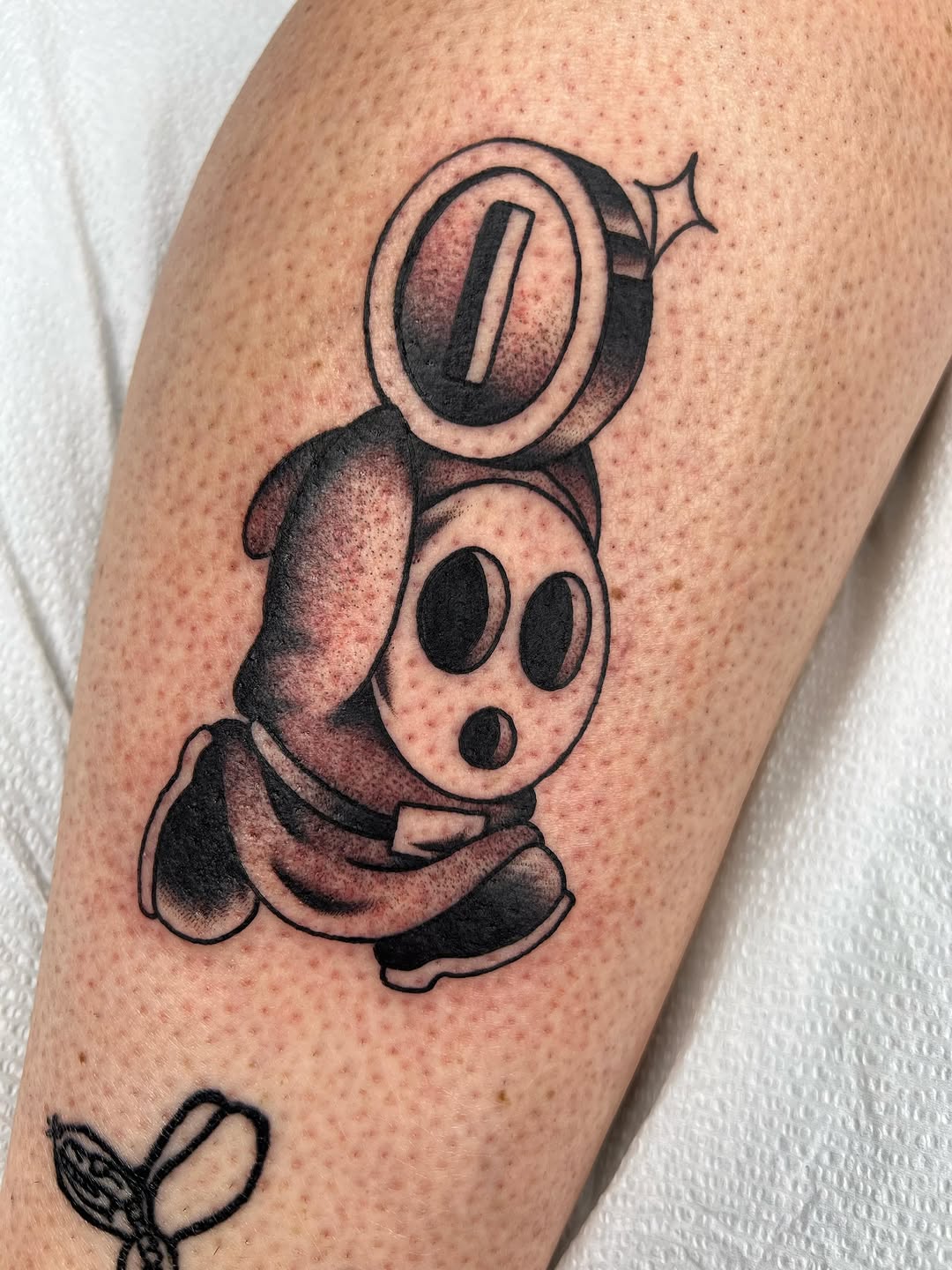 Tattoo by @hannahtattana β black_and_grey, new_school