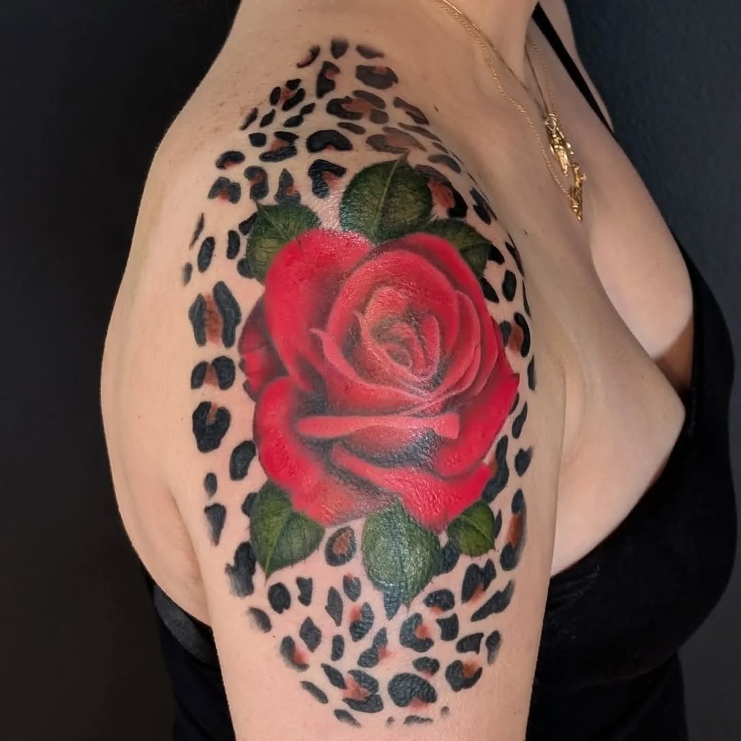 Tattoo by @casxket — realism