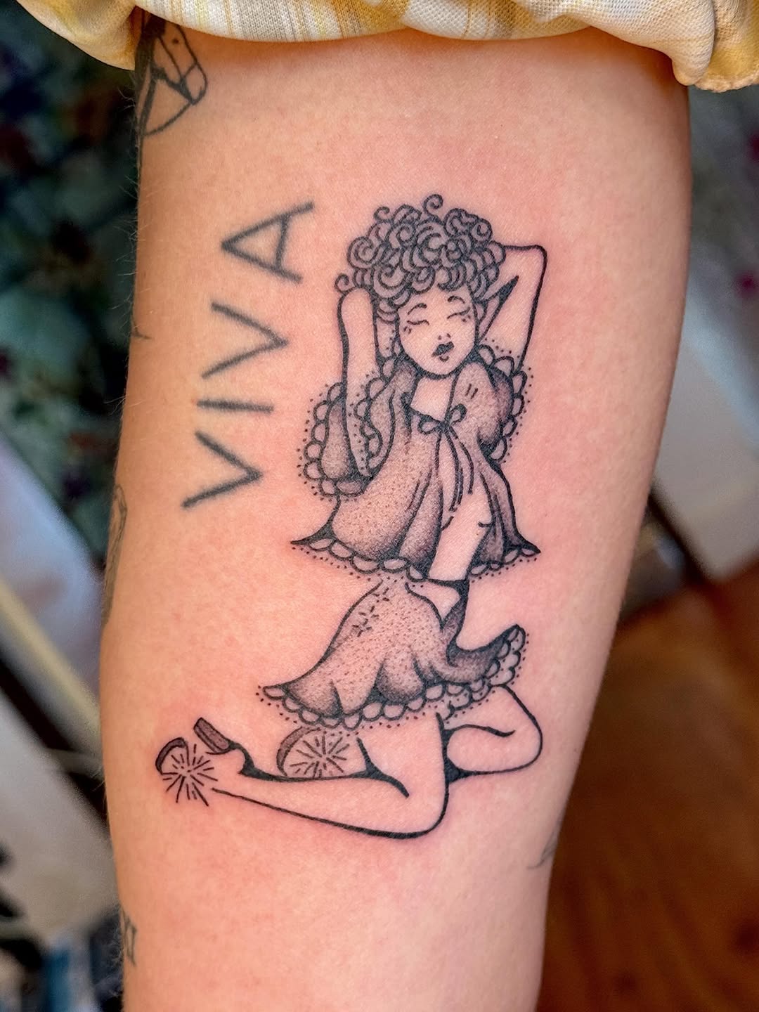Tattoo by @_jackiesque โ blackwork