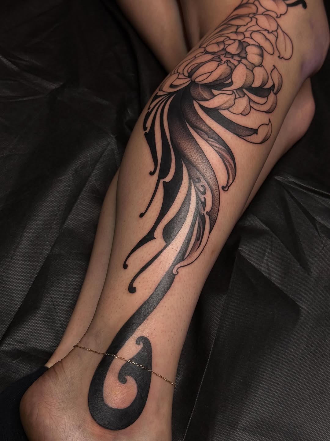 Tattoo by @kelsey.carmela โ japanese_irezumi, black_and_grey