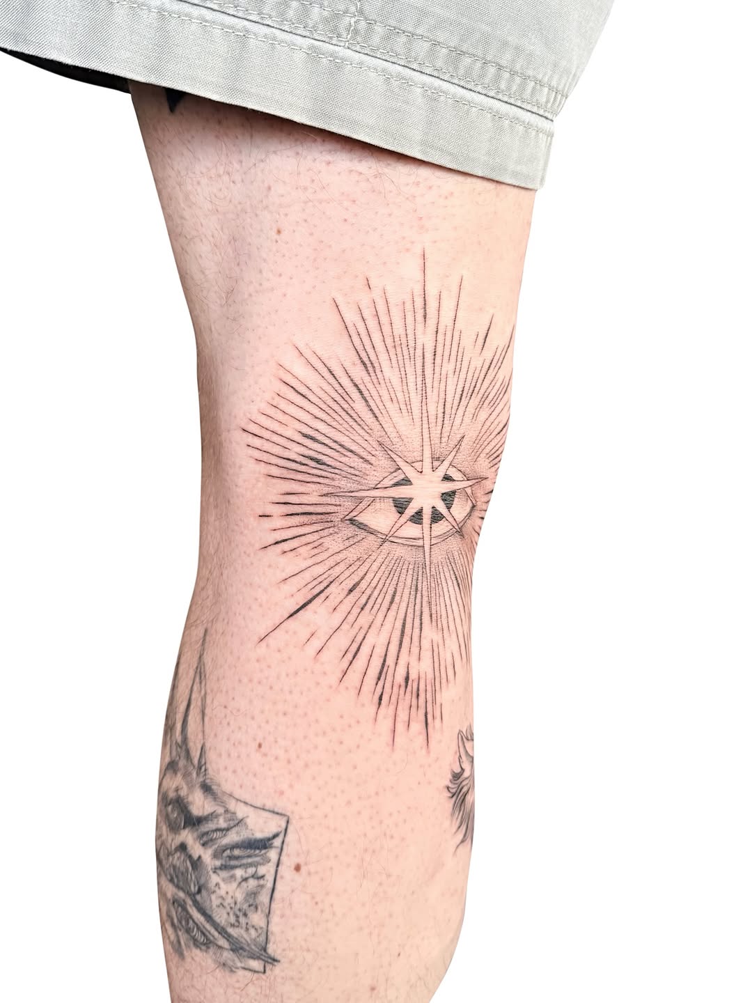 Tattoo by @fionnatattoo β fine_line, geometric
