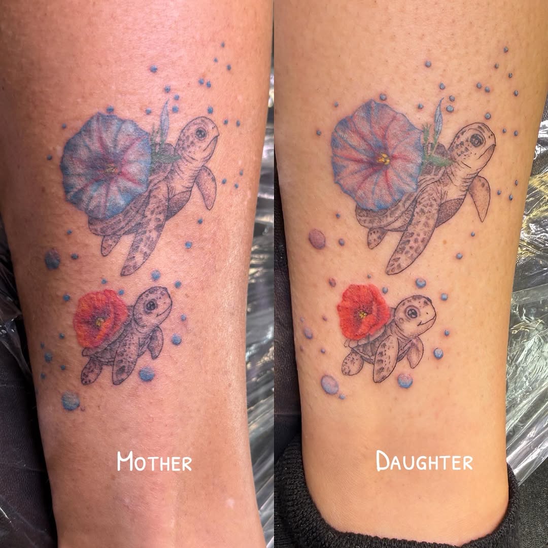 Tattoo by @pxinkpmutattoos โ fine_line