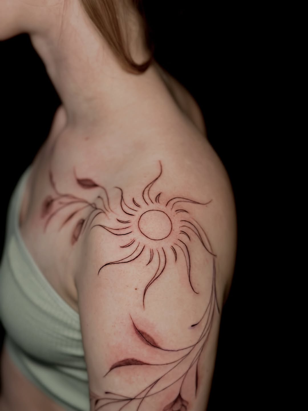 Tattoo by @tattooedbyana — fine_line
