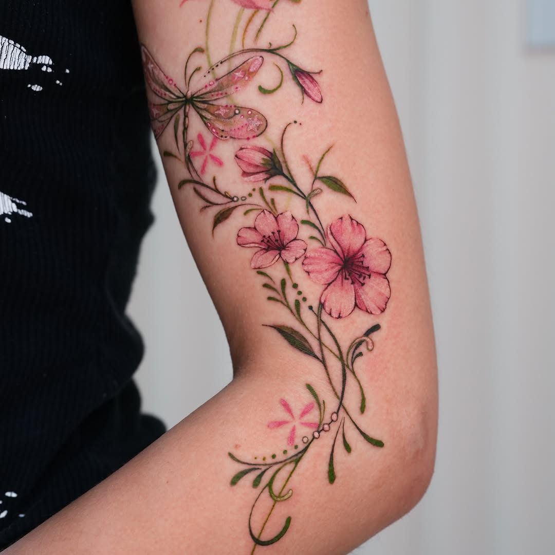 Tattoo by @nhiidles — fine_line, watercolor