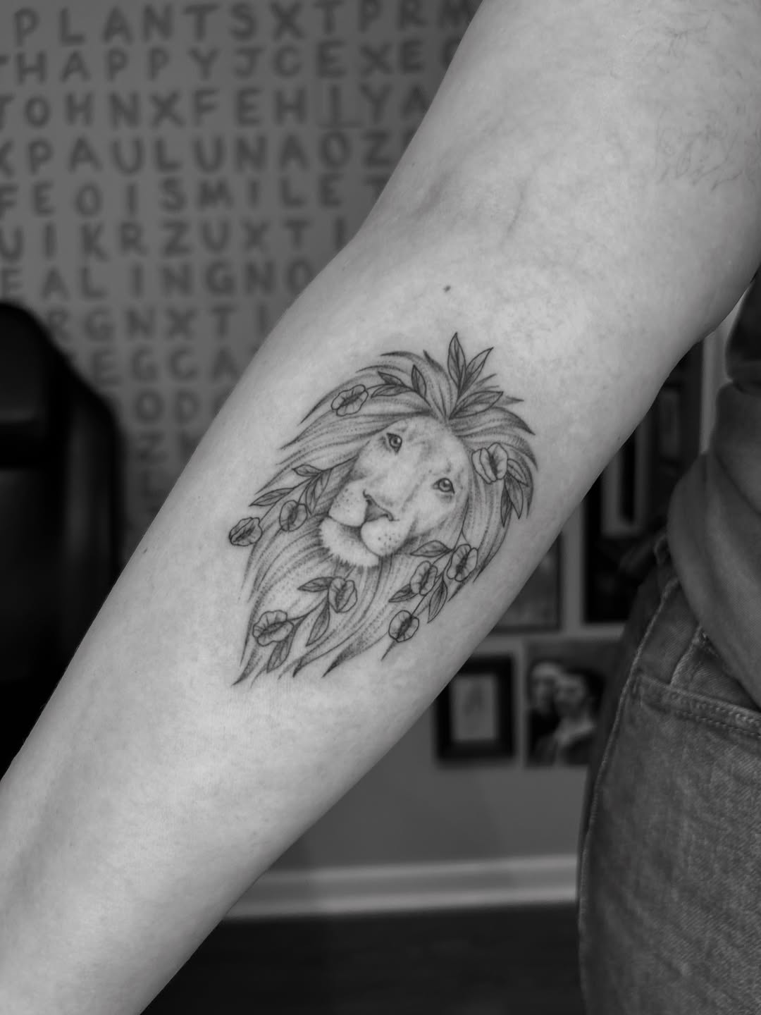 Tattoo by @serahsubmarine — illustrative, black_and_grey