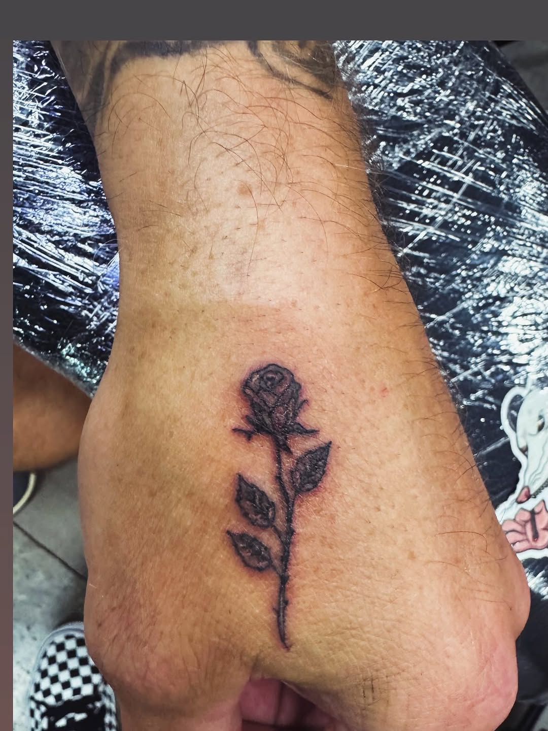 Tattoo by @tattoos_byoso โ fine_line, black_and_grey