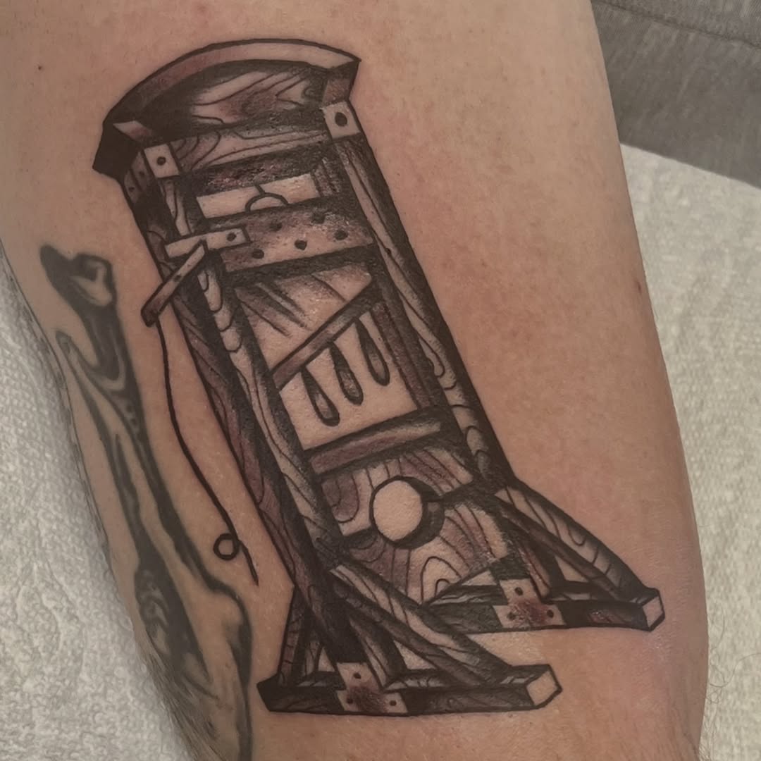 Tattoo by @brandonhuckabey — black_and_grey