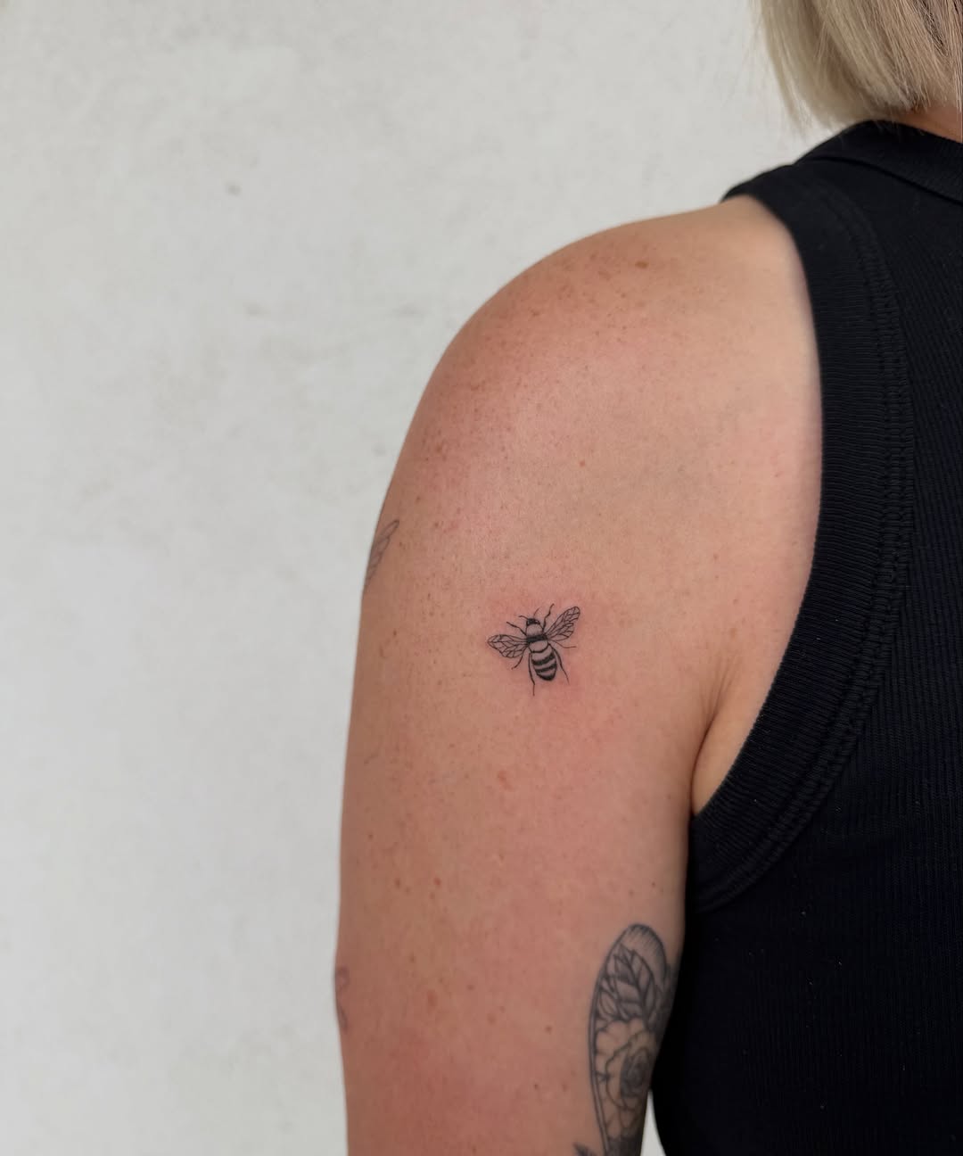 Tattoo by @thedallasfineline — fine_line, minimalist