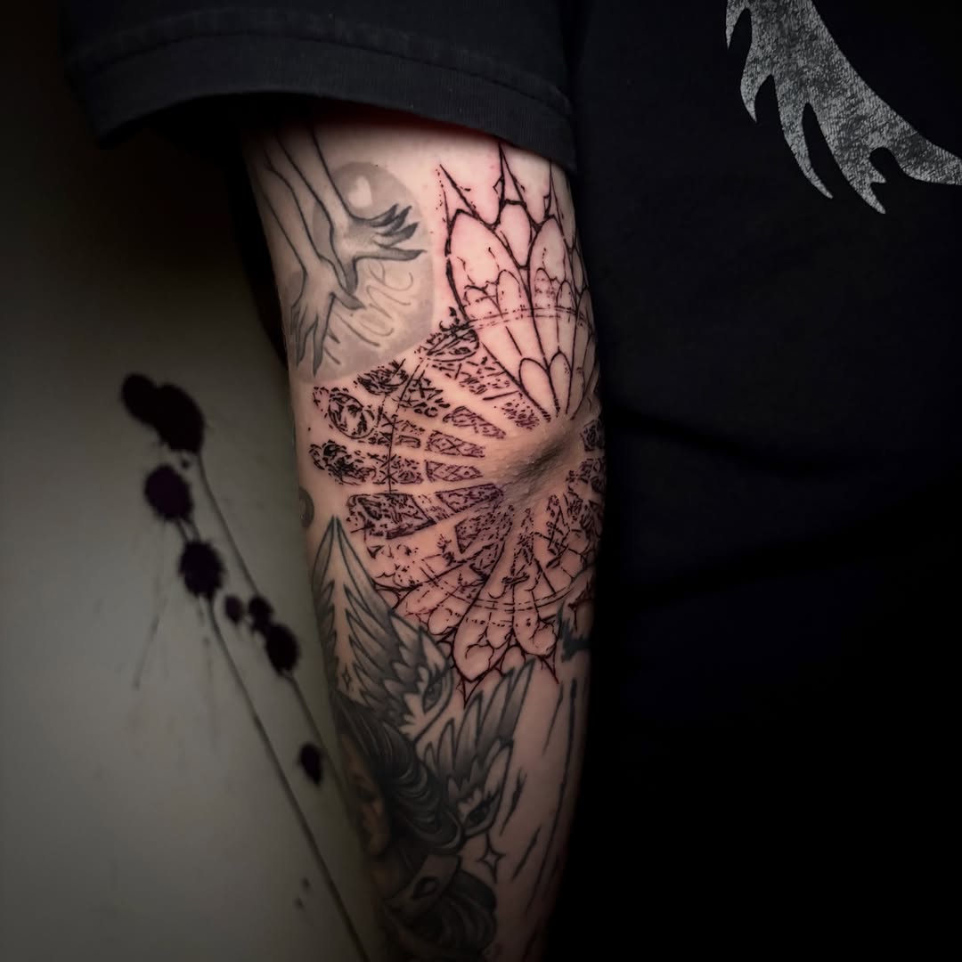 Tattoo by @unknownliquids — geometric, dotwork