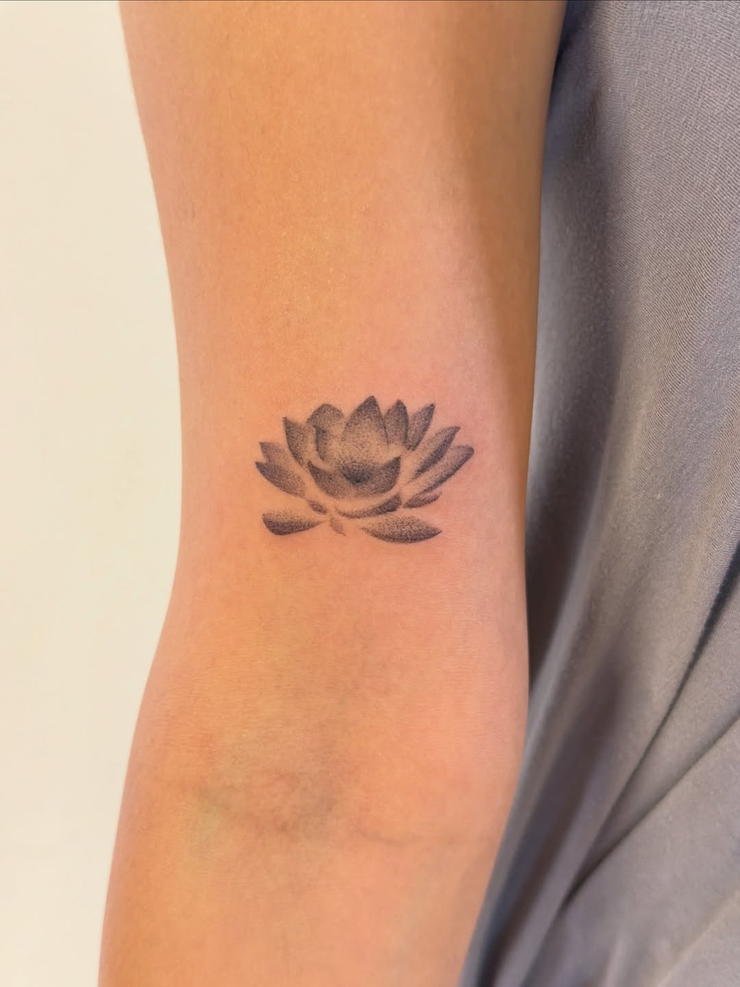 Tattoo by @stabalisim — dotwork, black_and_grey