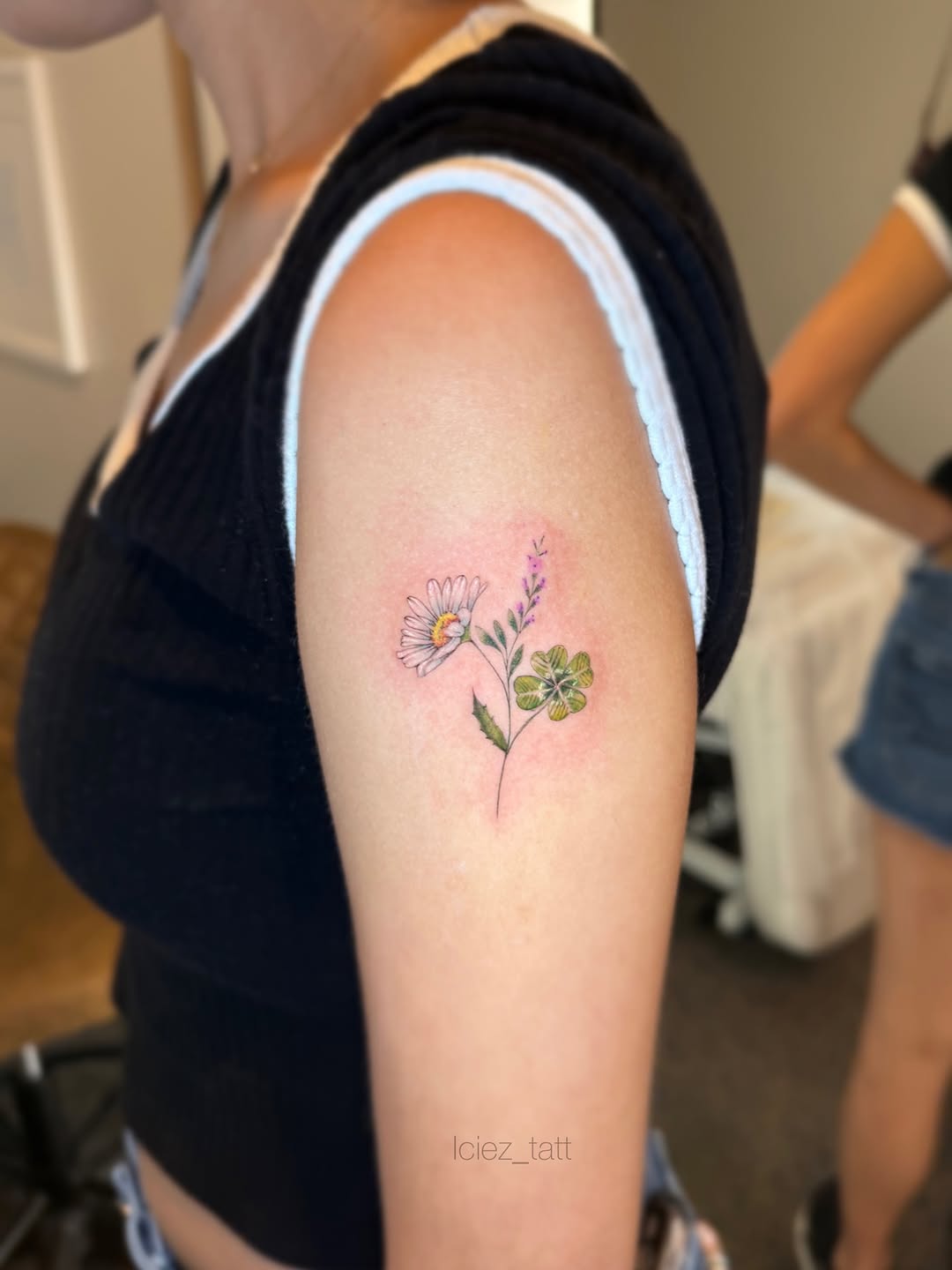 Tattoo by @iciez_tatt β fine_line, minimalist
