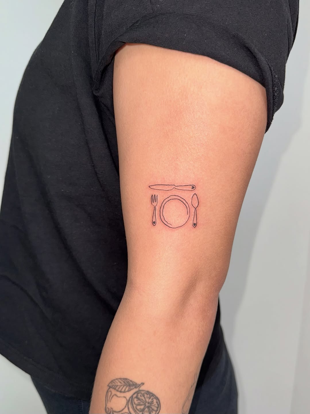 Tattoo by @rimninenine — fine_line, minimalist