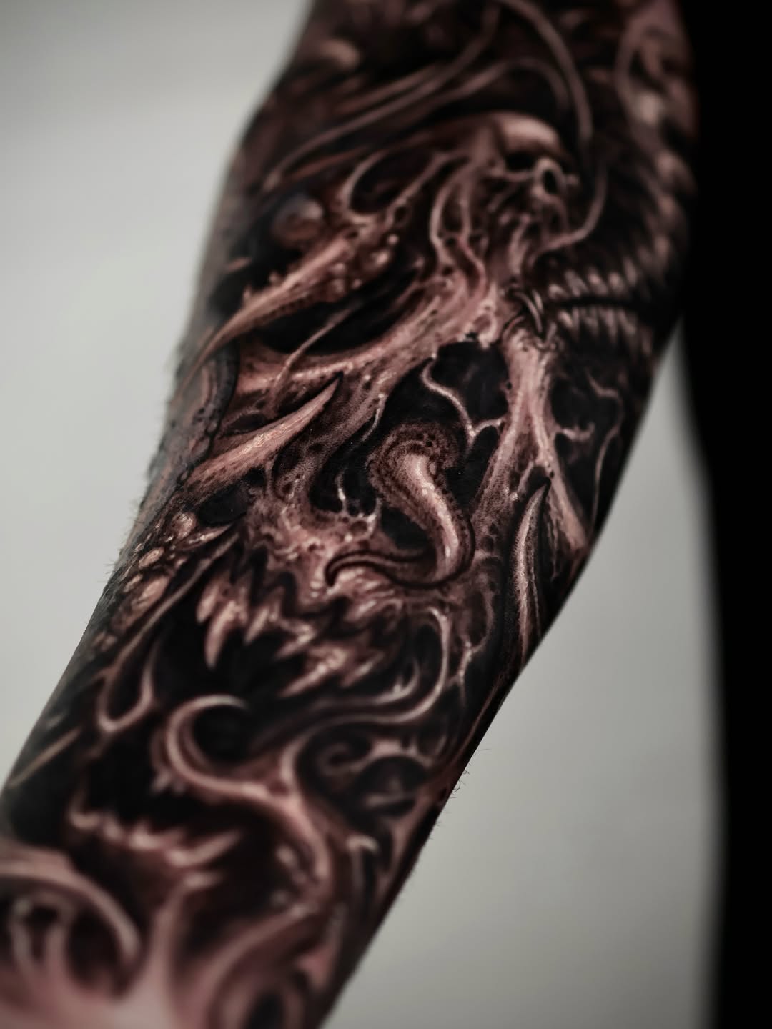 Tattoo by @kwannew_ โ dark_realism, blackwork