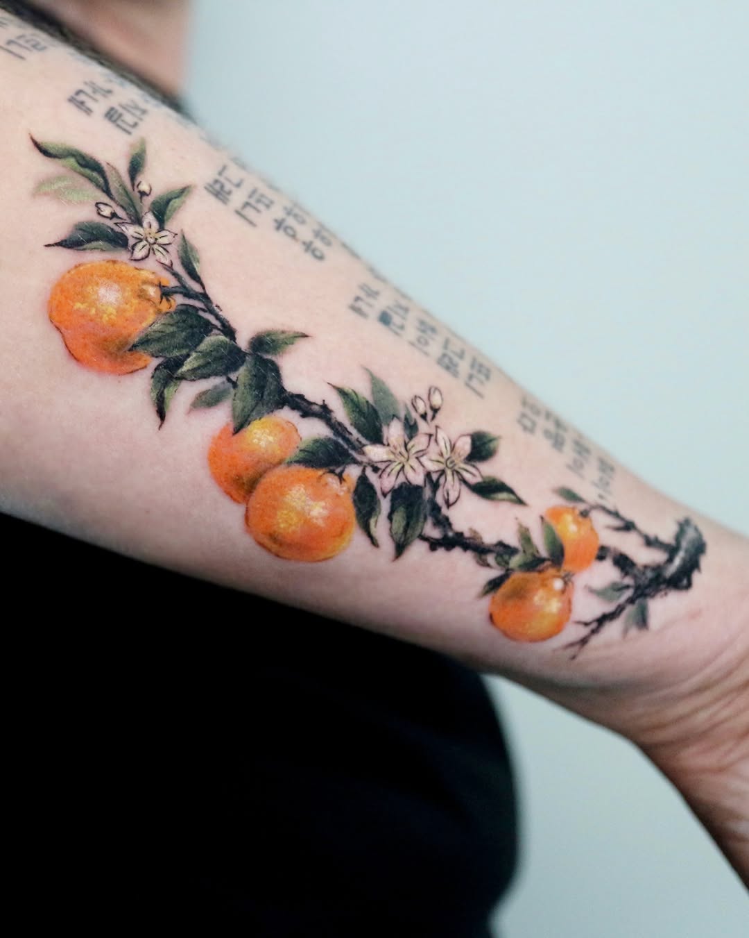 Tattoo by @dyun_tat2 — realism, lettering_script