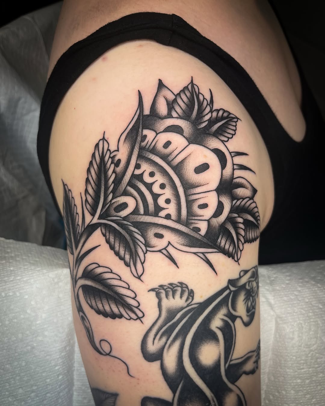 Tattoo by @ninarosatattoo — american_traditional, black_and_grey