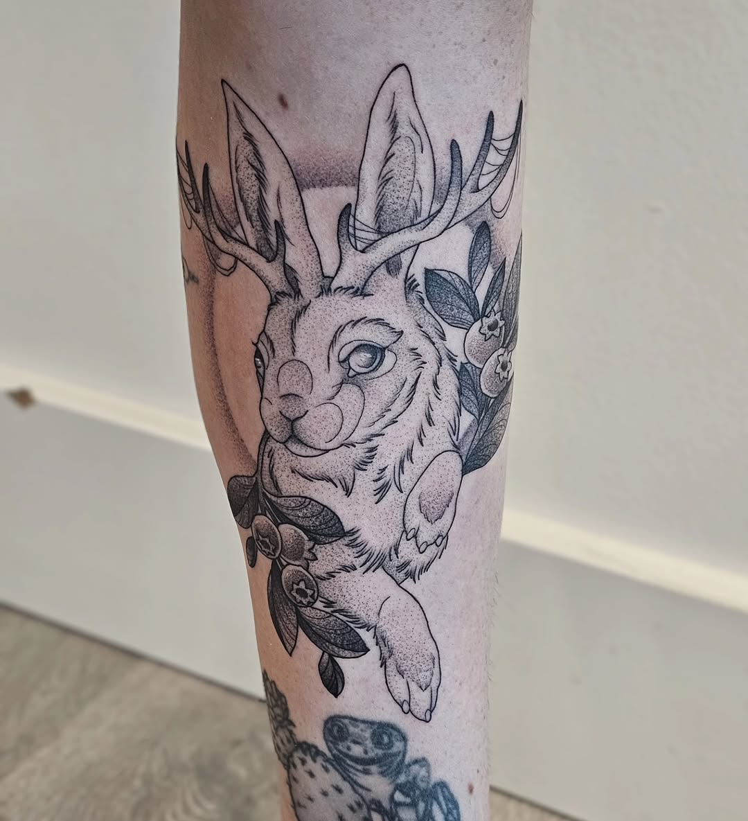 Tattoo by @tattoosbykylie โ illustrative, dotwork
