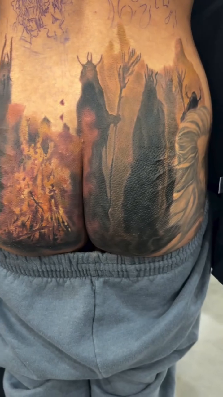 Tattoo by @anna_belle_tattoo β realism, dark_realism
