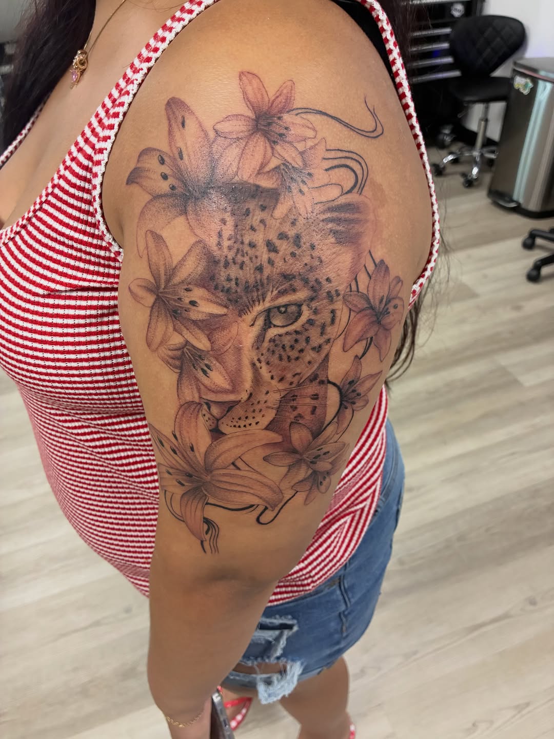 Tattoo by @tattzbyluma_ โ realism