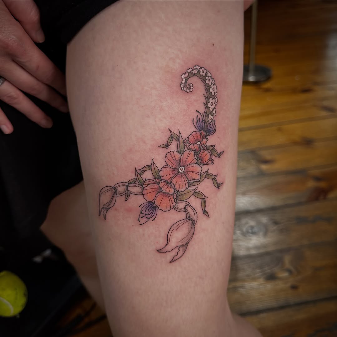 Tattoo by @veggiesaurus — fine_line