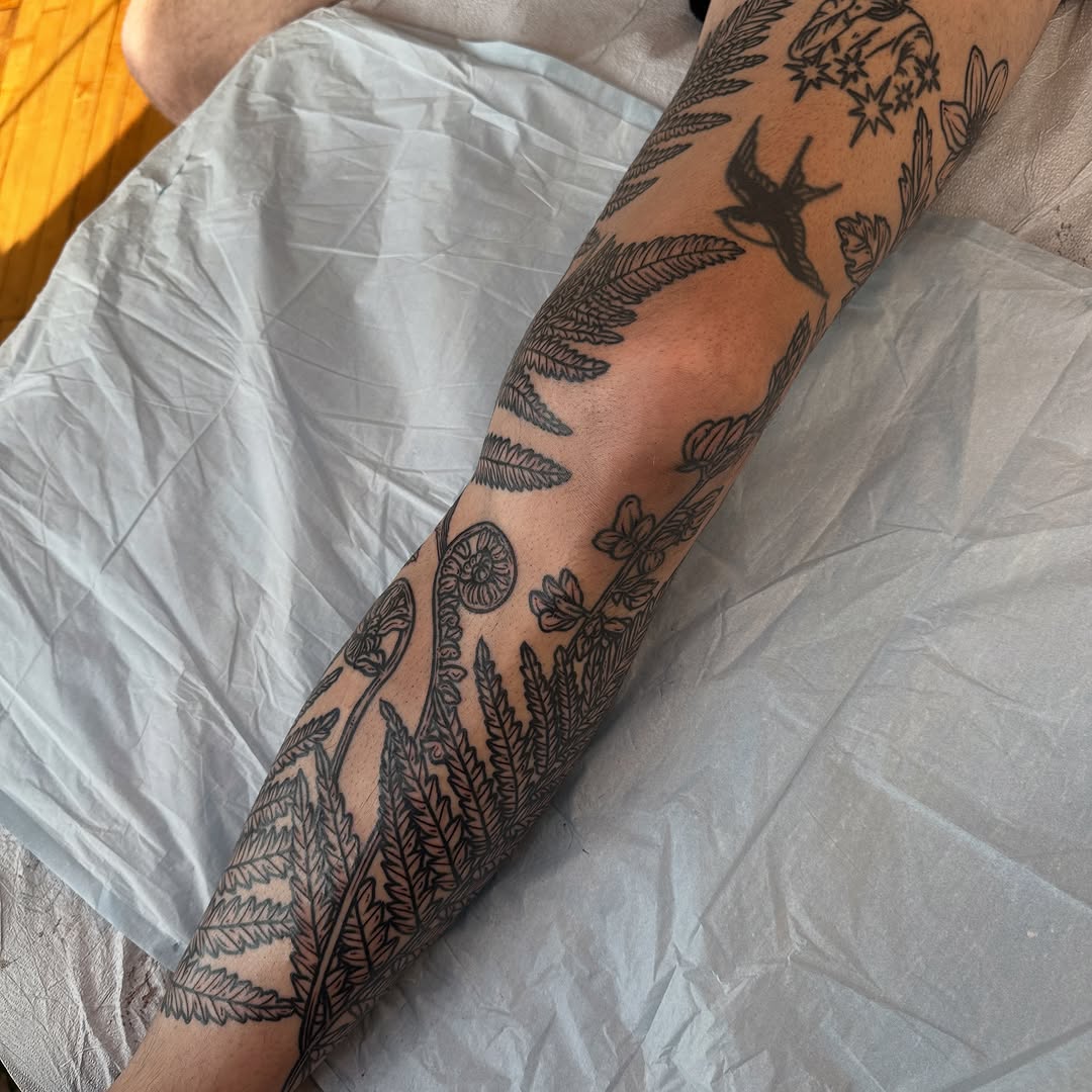 Tattoo by @rosalieocchino — fine_line, illustrative